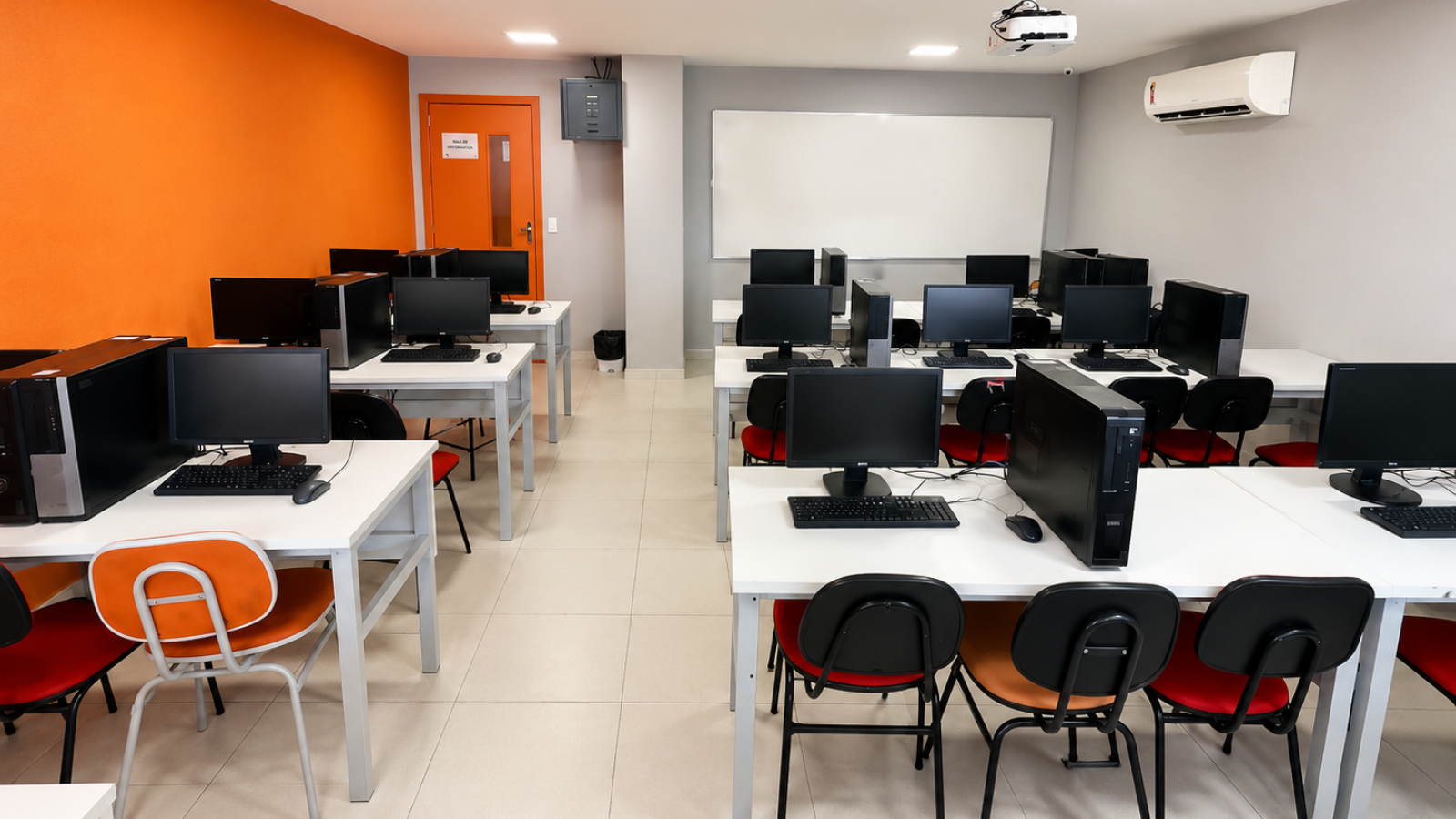 SALA DE INFORMÁTICA